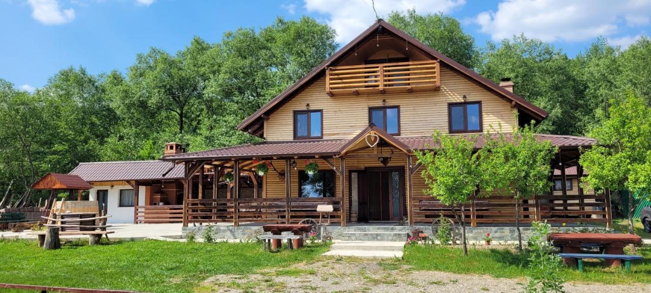 Cabana Lunca Targu Neamt Ngoại thất bức ảnh
